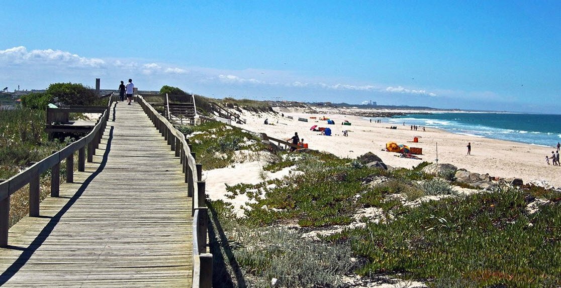 Praia de Pontes, Portugal